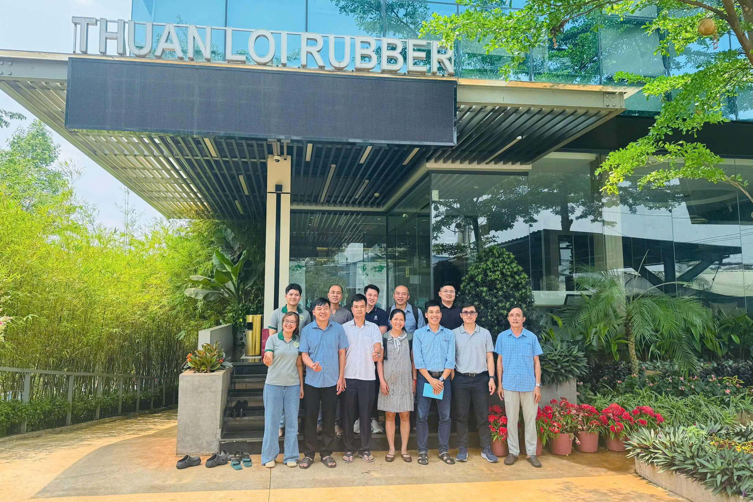 CAO SU THUẬN LỢI: BƯỚC NHẢY VỌT VỀ QUY MÔ VÀ ĐỘT PHÁ CÔNG NGHỆ TRONG QUẢN LÝ RỪNG BỀN VỮNG FSC